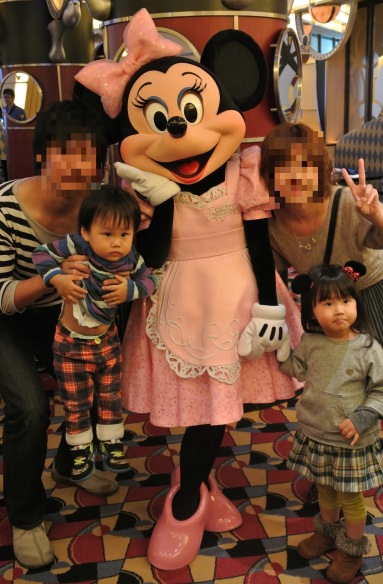 シェフミッキー体験記 シェフミッキーランチで会えたディズニーキャラクターたち 子連れで宿泊する東京ディズニーリゾート